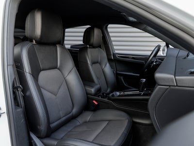 2022 Porsche Macan Macan S