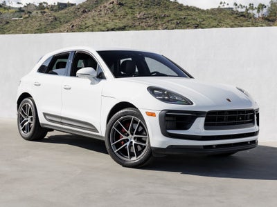 2022 Porsche Macan Macan S