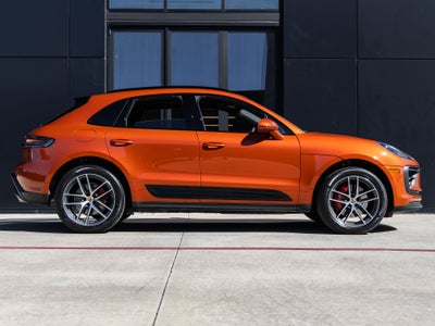 2024 Porsche Macan S