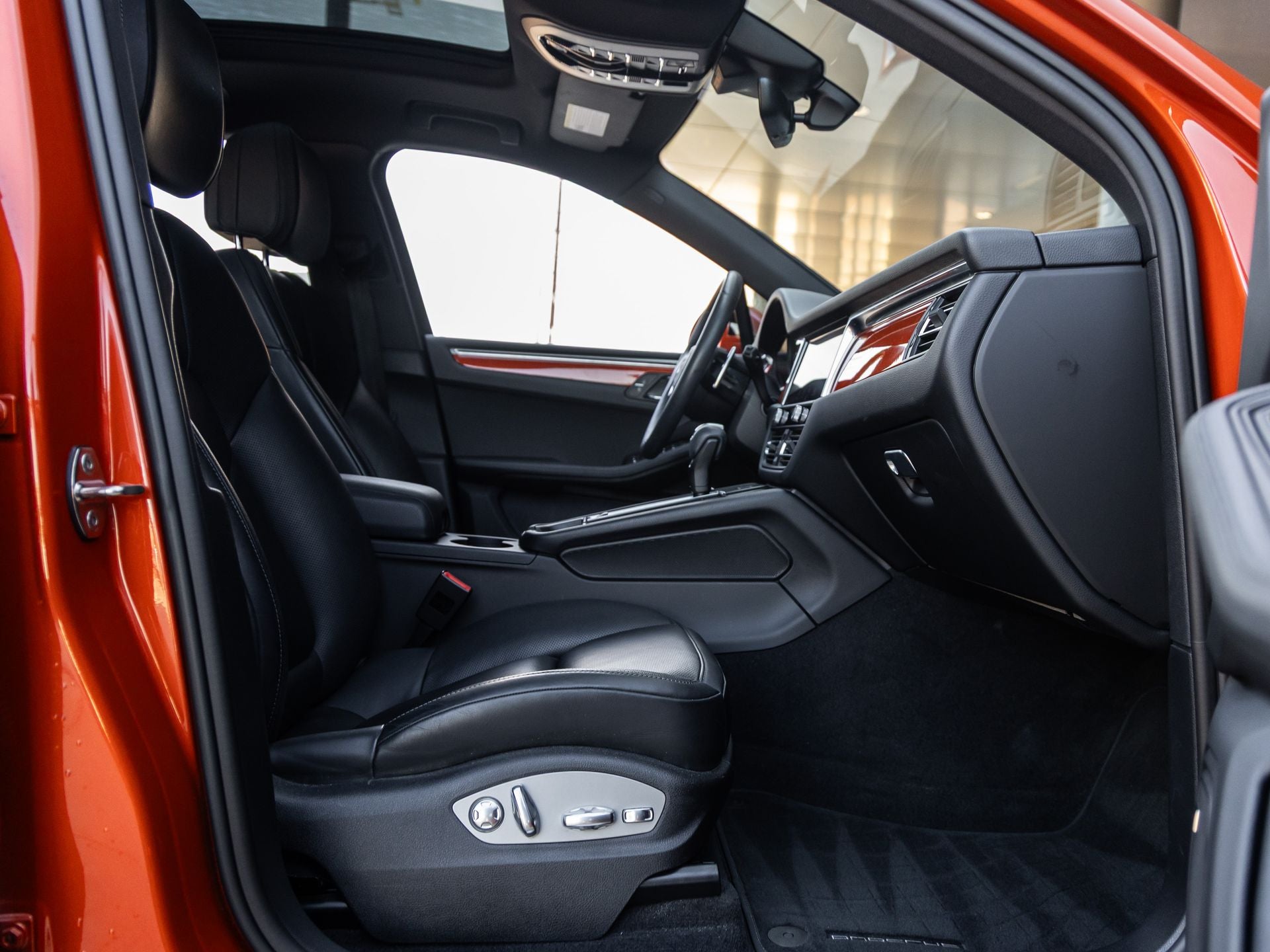 2024 Porsche Macan S