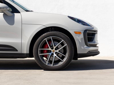 2023 Porsche Macan Macan S (MY23)