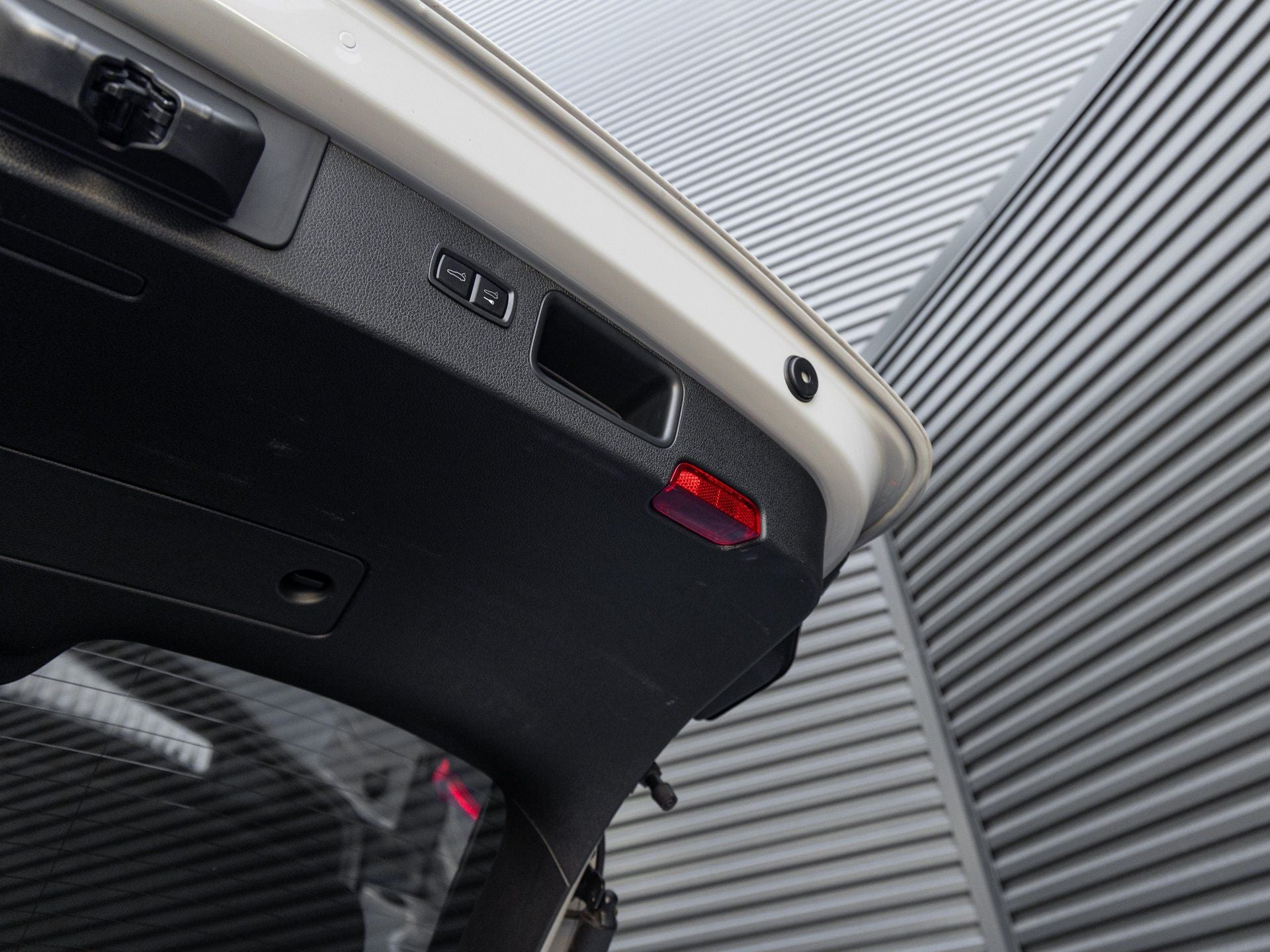 2023 Porsche Macan Macan S (MY23)