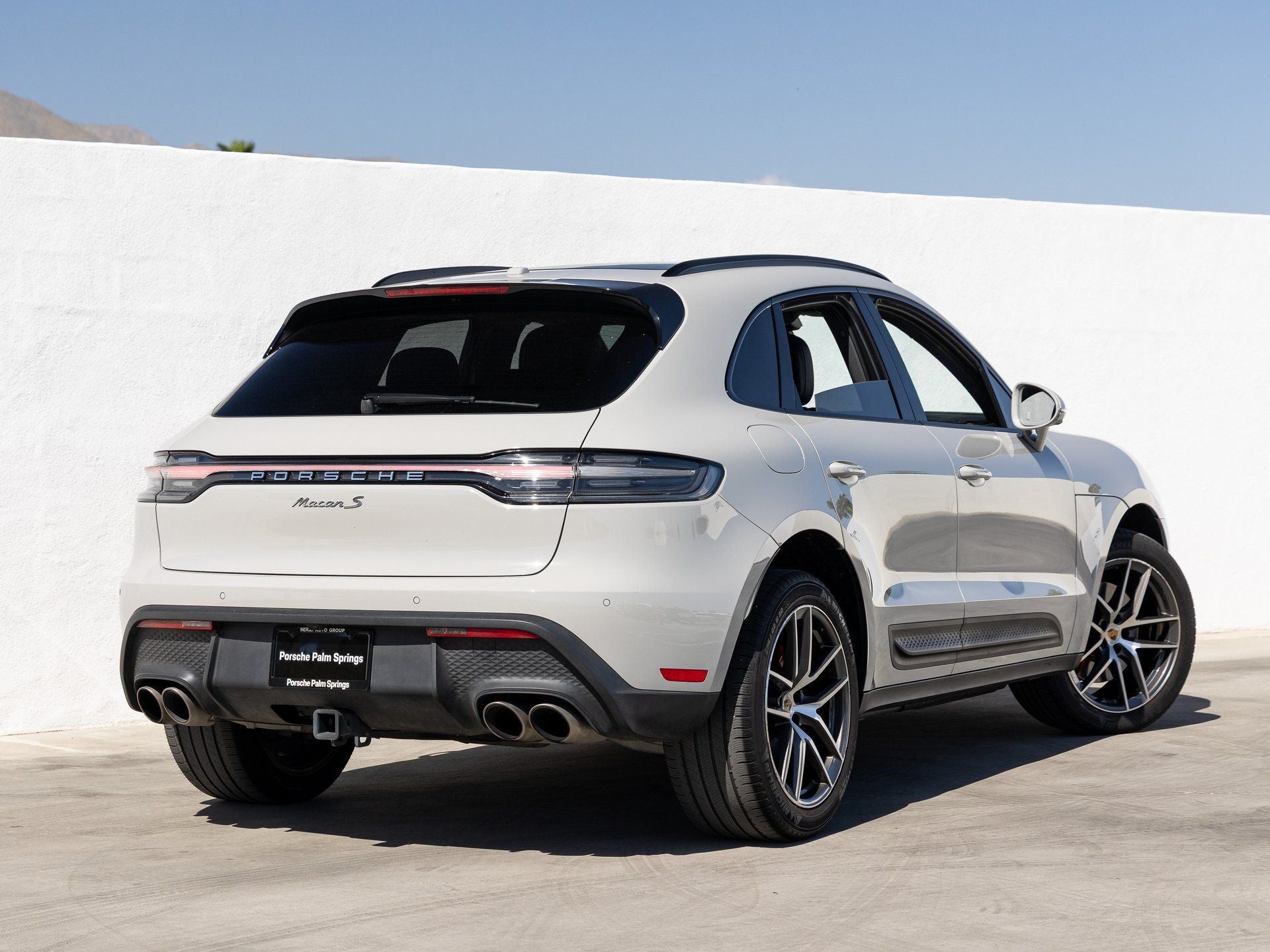 2023 Porsche Macan Macan S (MY23)