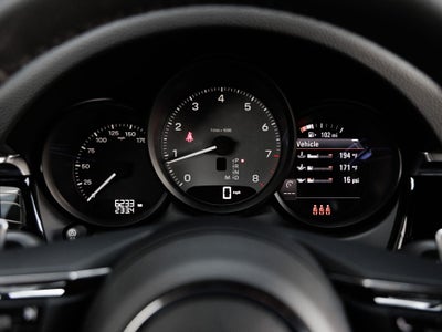 2025 Porsche Macan Macan S