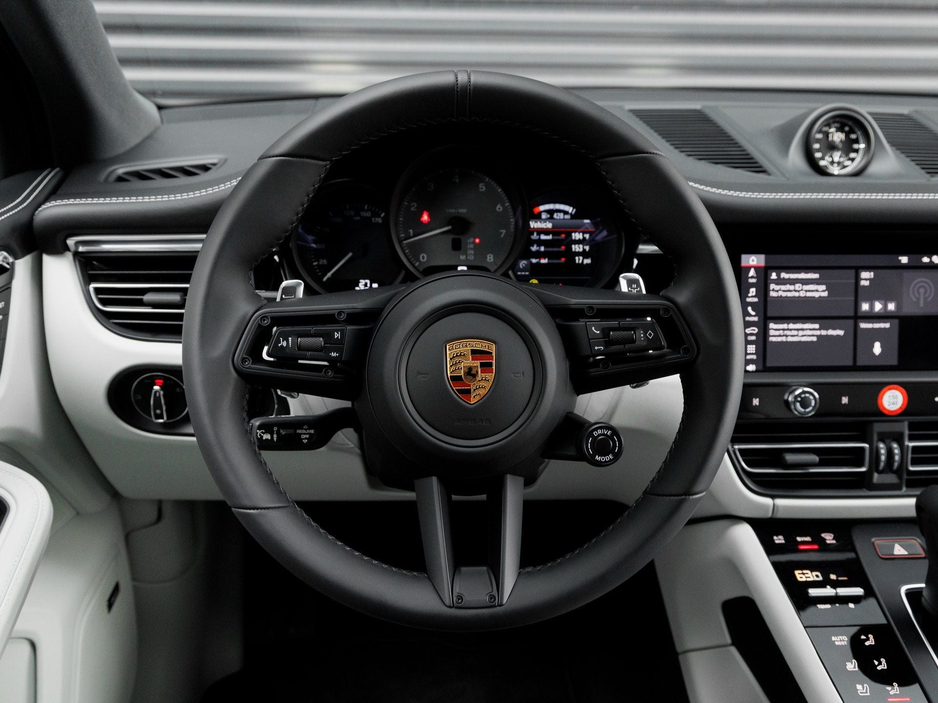 2026 Porsche Macan Macan S