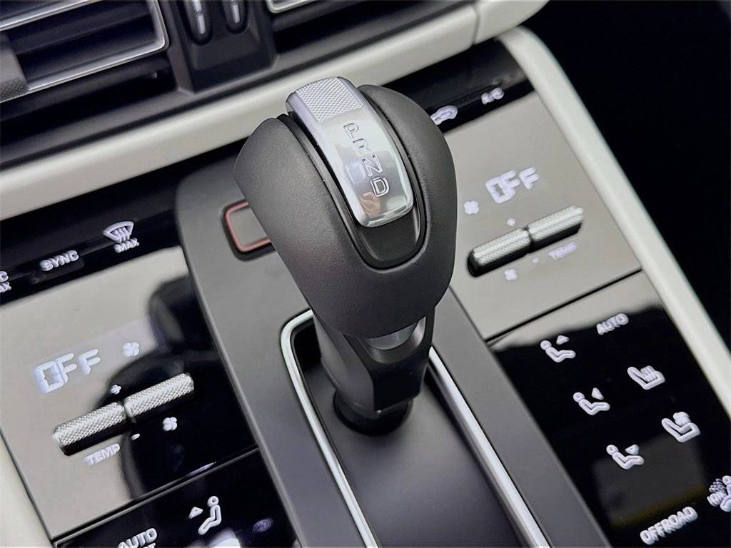 2026 Porsche Macan Macan S