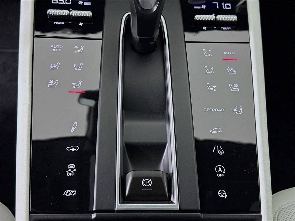 2026 Porsche Macan Macan S