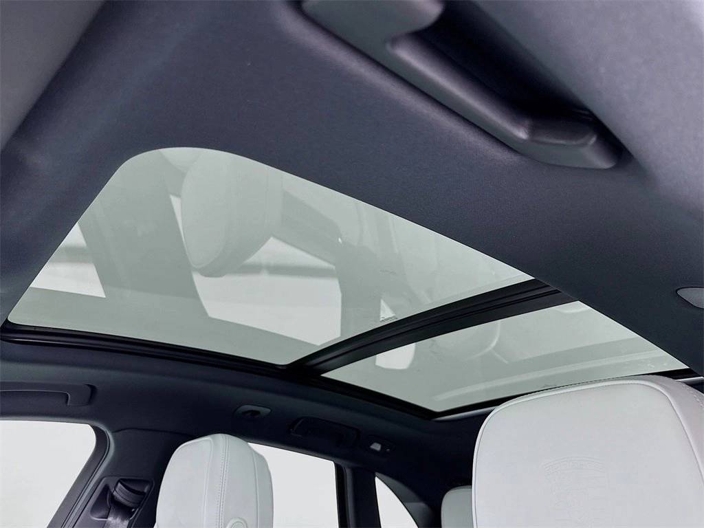 2026 Porsche Macan Macan S