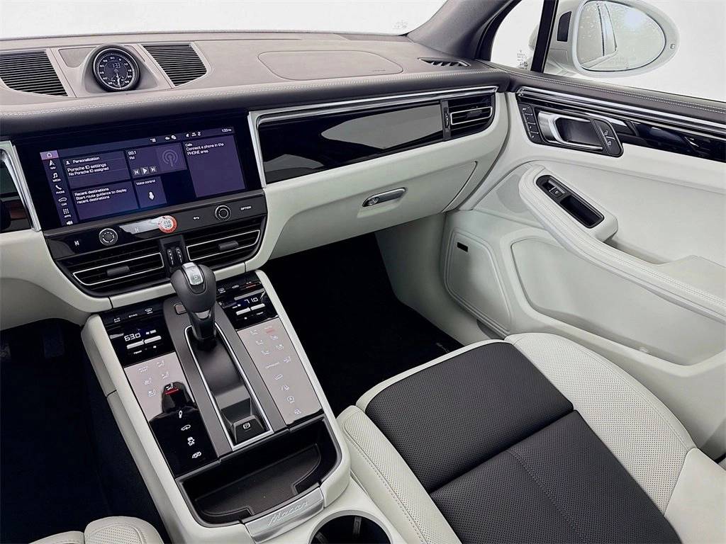 2026 Porsche Macan Macan S