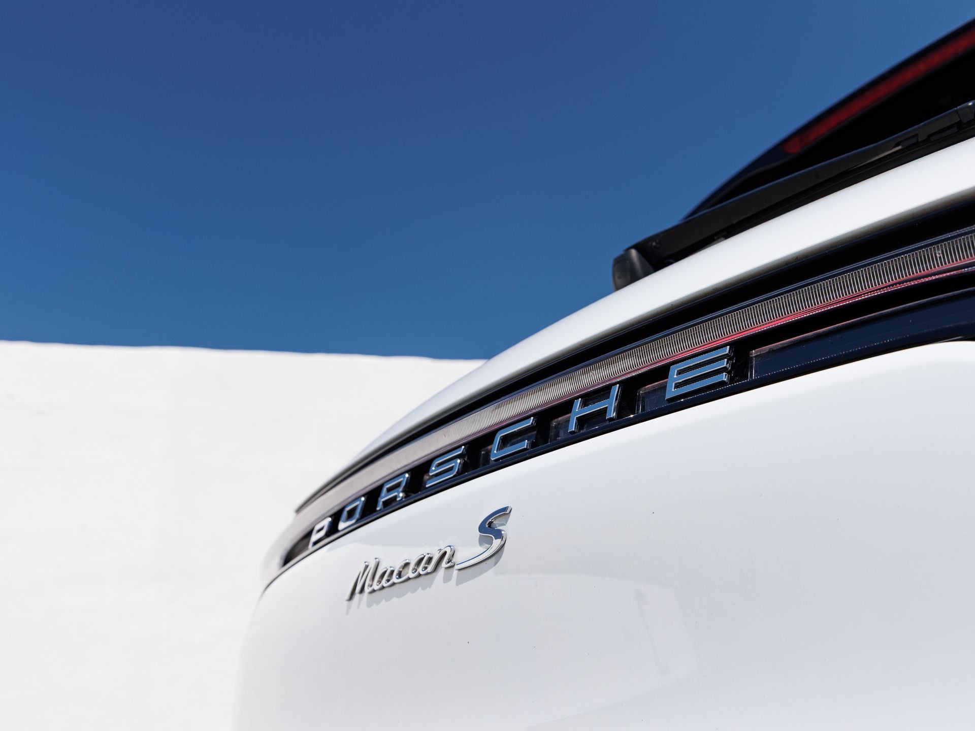 2022 Porsche Macan Macan S
