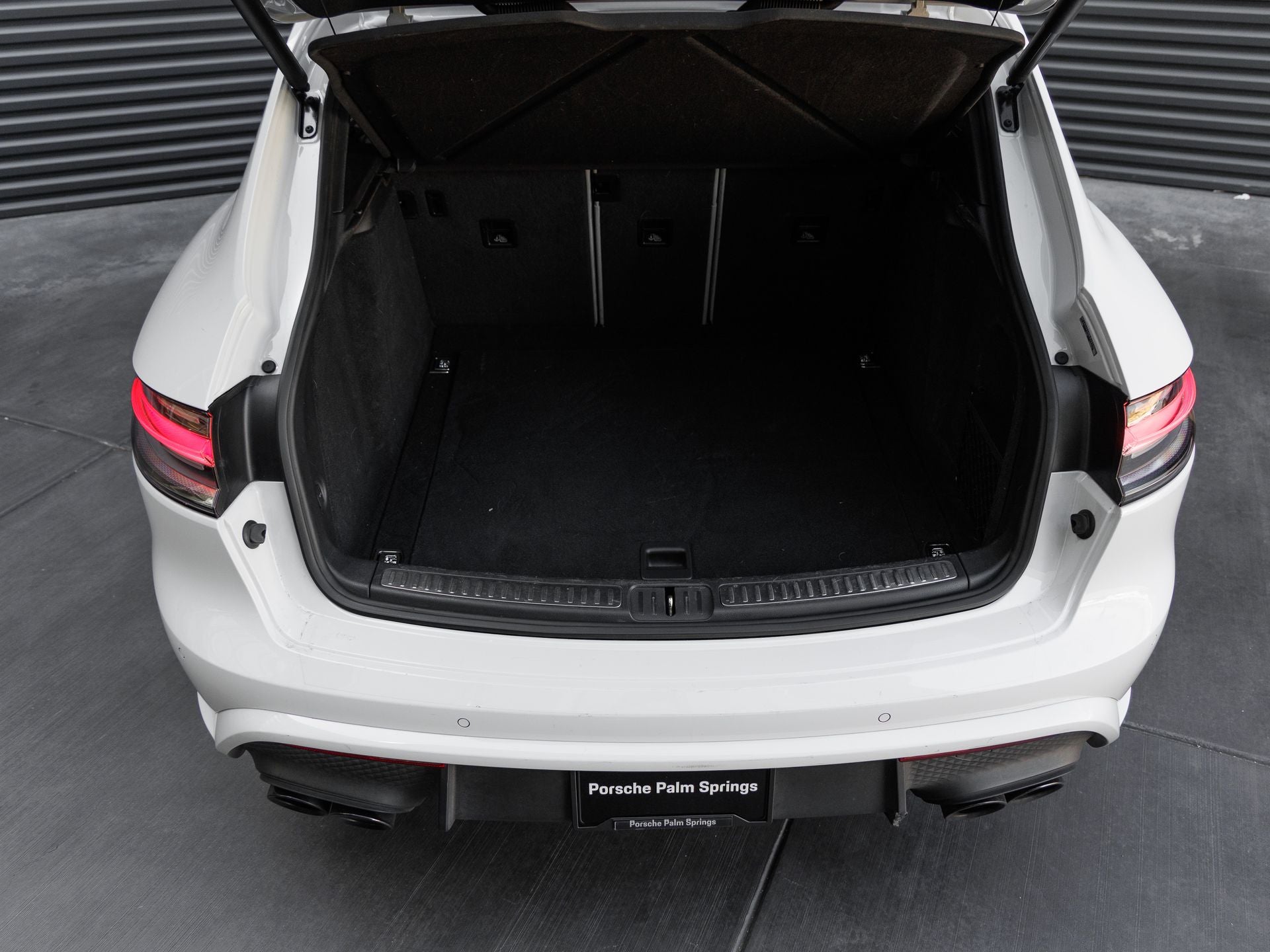 2022 Porsche Macan Macan S