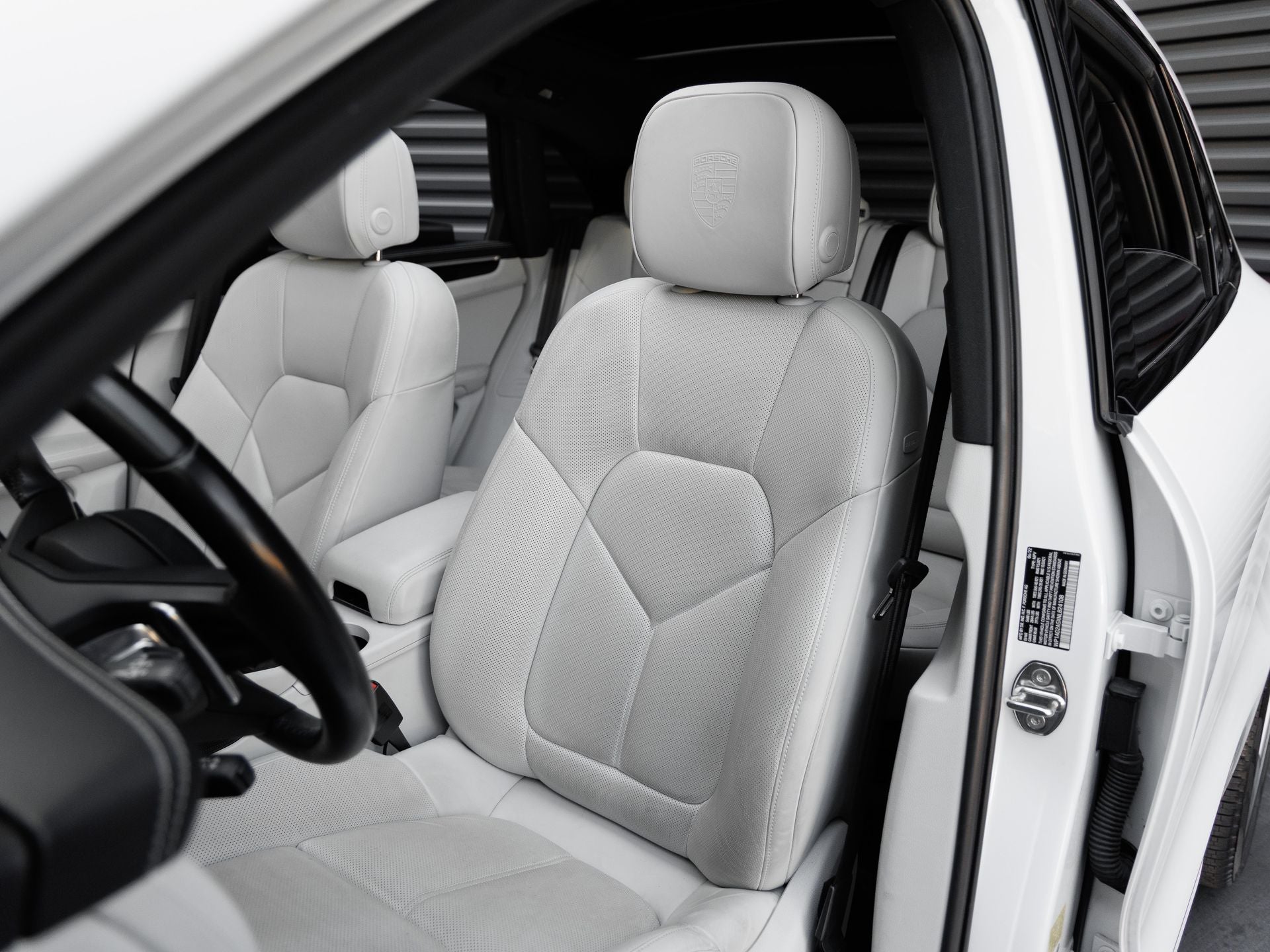 2022 Porsche Macan Macan S