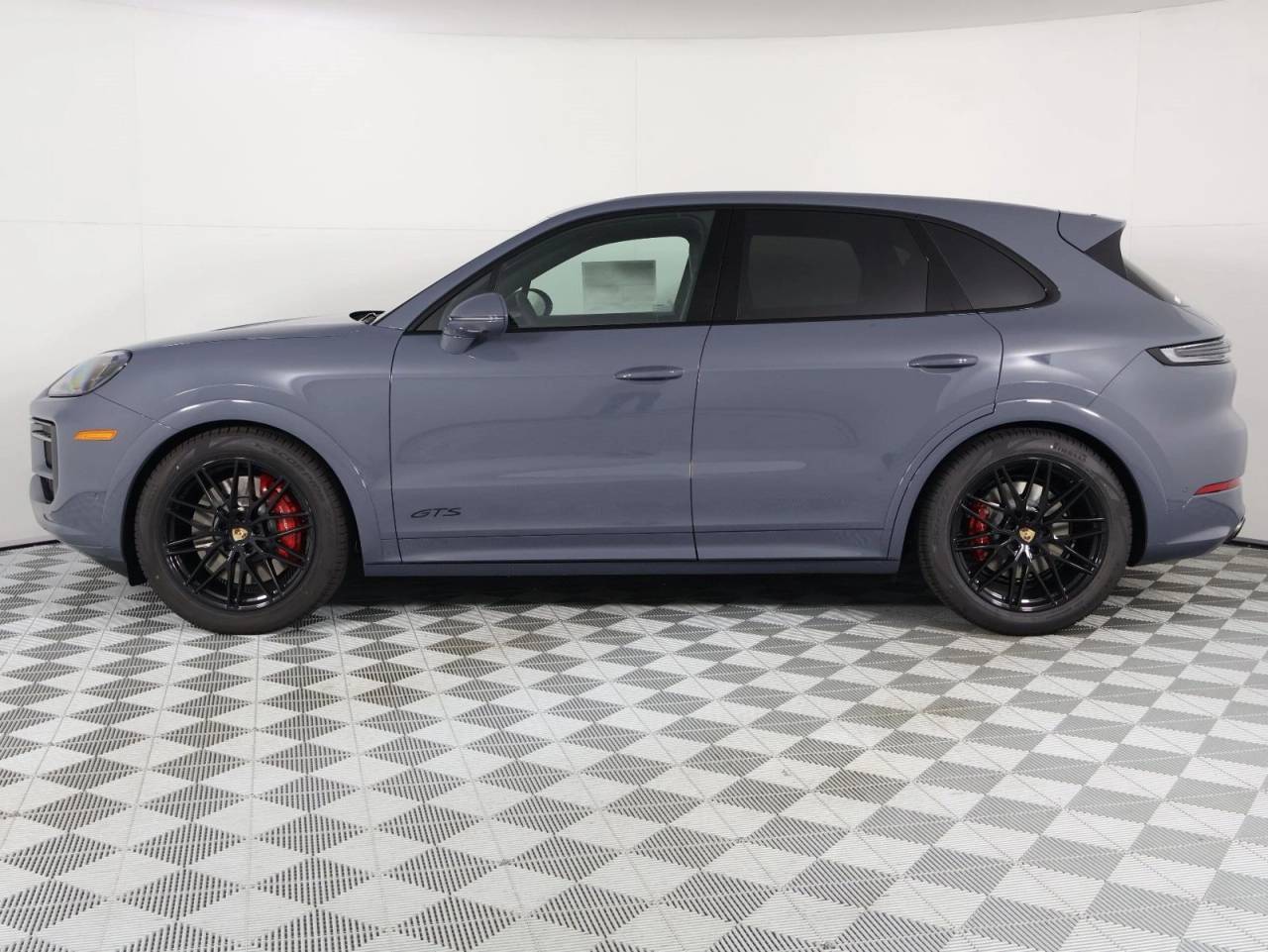 2026 Porsche Cayenne Cayenne GTS