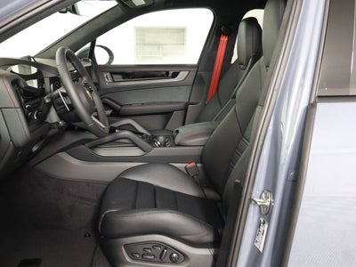 2026 Porsche Cayenne Cayenne GTS