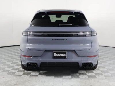 2026 Porsche Cayenne Cayenne GTS