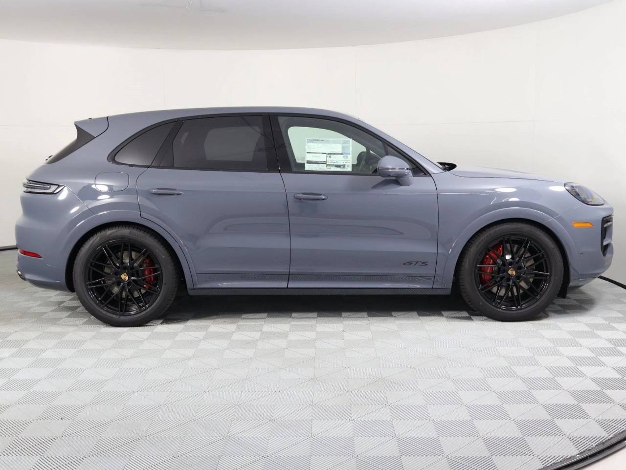 2026 Porsche Cayenne Cayenne GTS