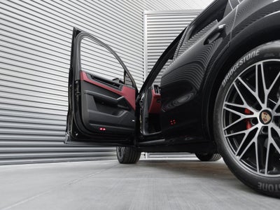2026 Porsche Cayenne Cayenne GTS