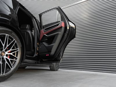 2026 Porsche Cayenne Cayenne GTS