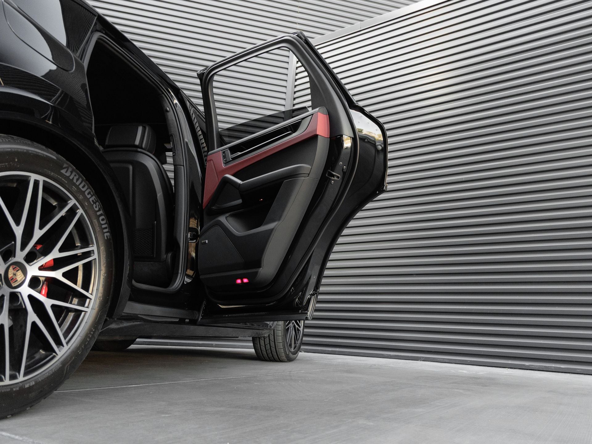 2026 Porsche Cayenne Cayenne GTS