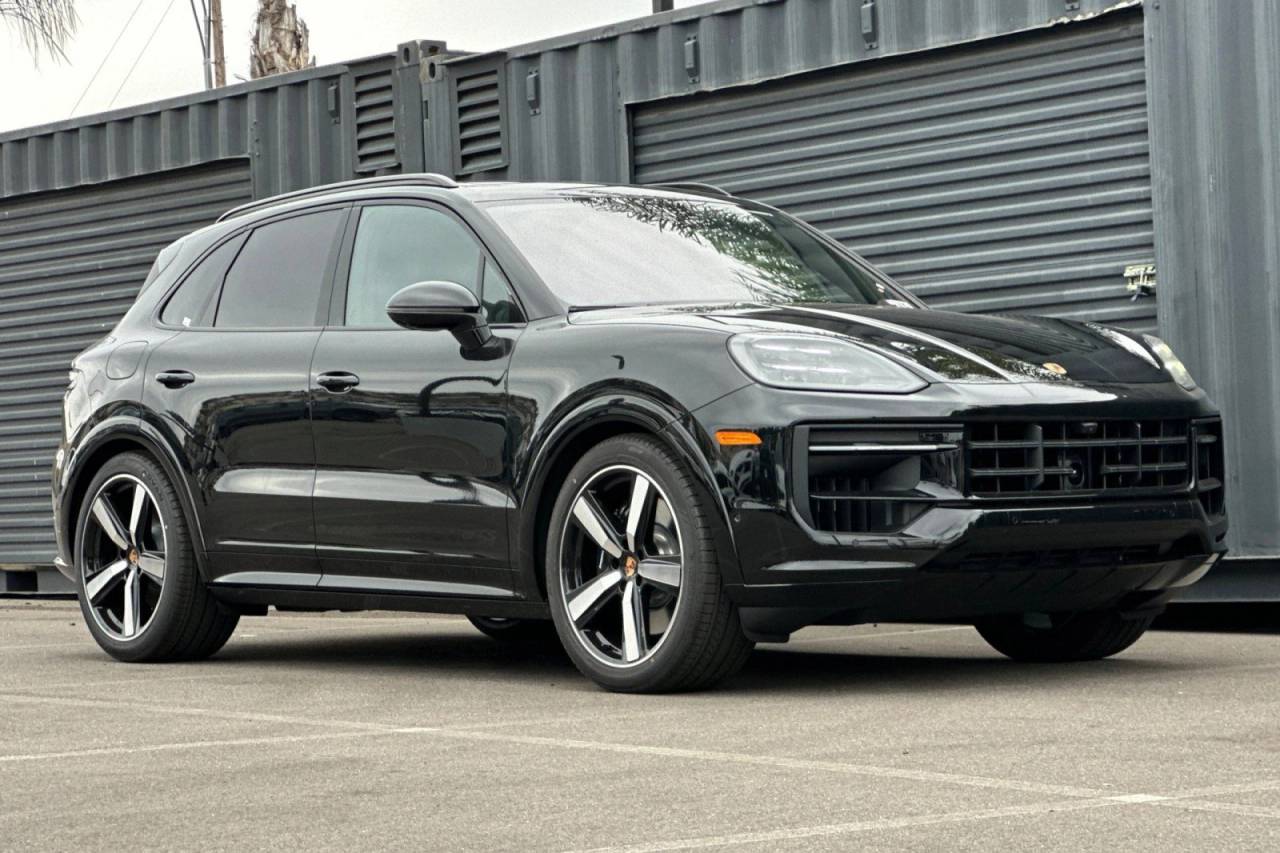 2026 Porsche Cayenne Cayenne GTS