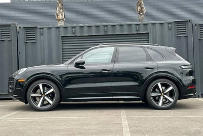 2026 Porsche Cayenne Cayenne GTS