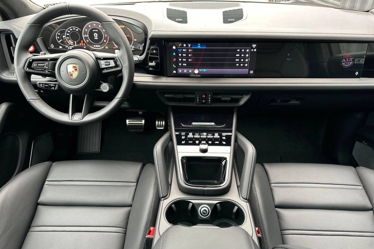 2026 Porsche Cayenne Cayenne GTS