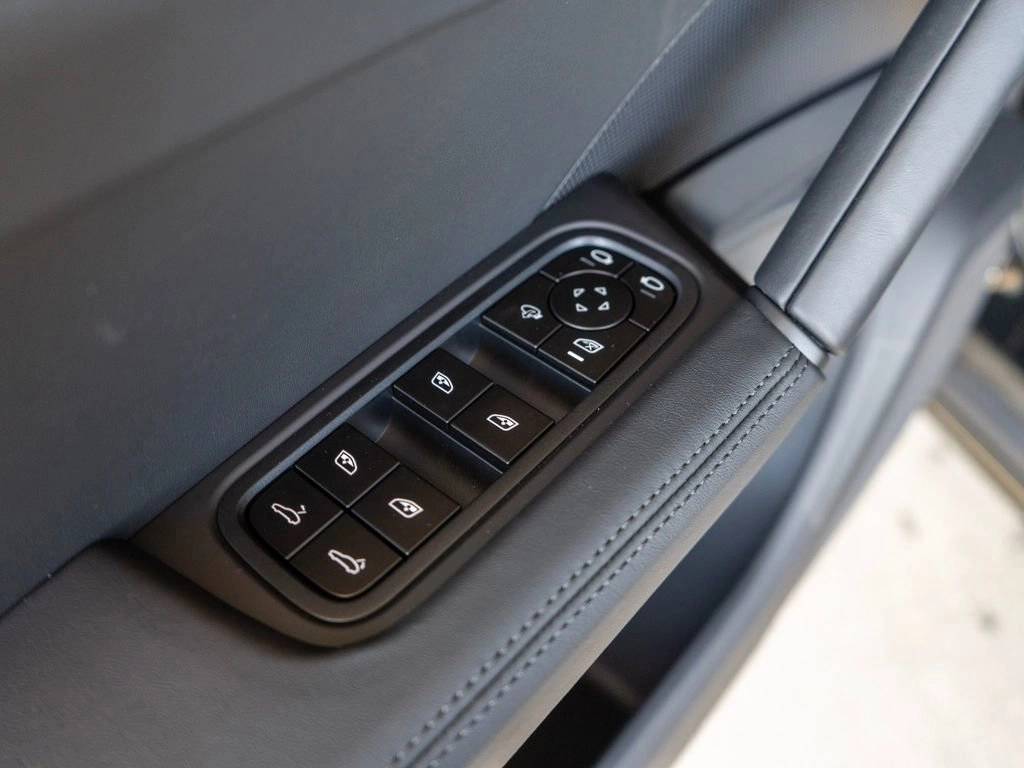 2026 Porsche Cayenne Cayenne GTS
