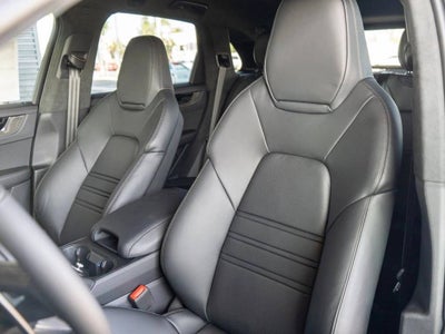 2026 Porsche Cayenne Cayenne GTS