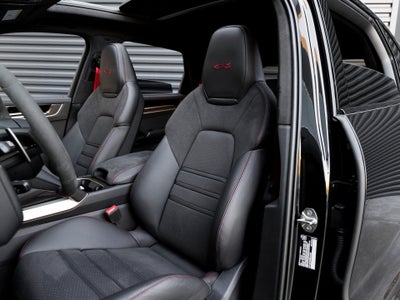 2025 Porsche Cayenne Cayenne GTS