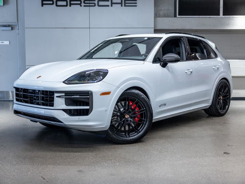 2026 Porsche Cayenne GTS