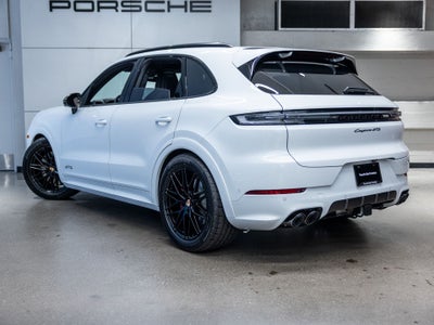 2026 Porsche Cayenne GTS