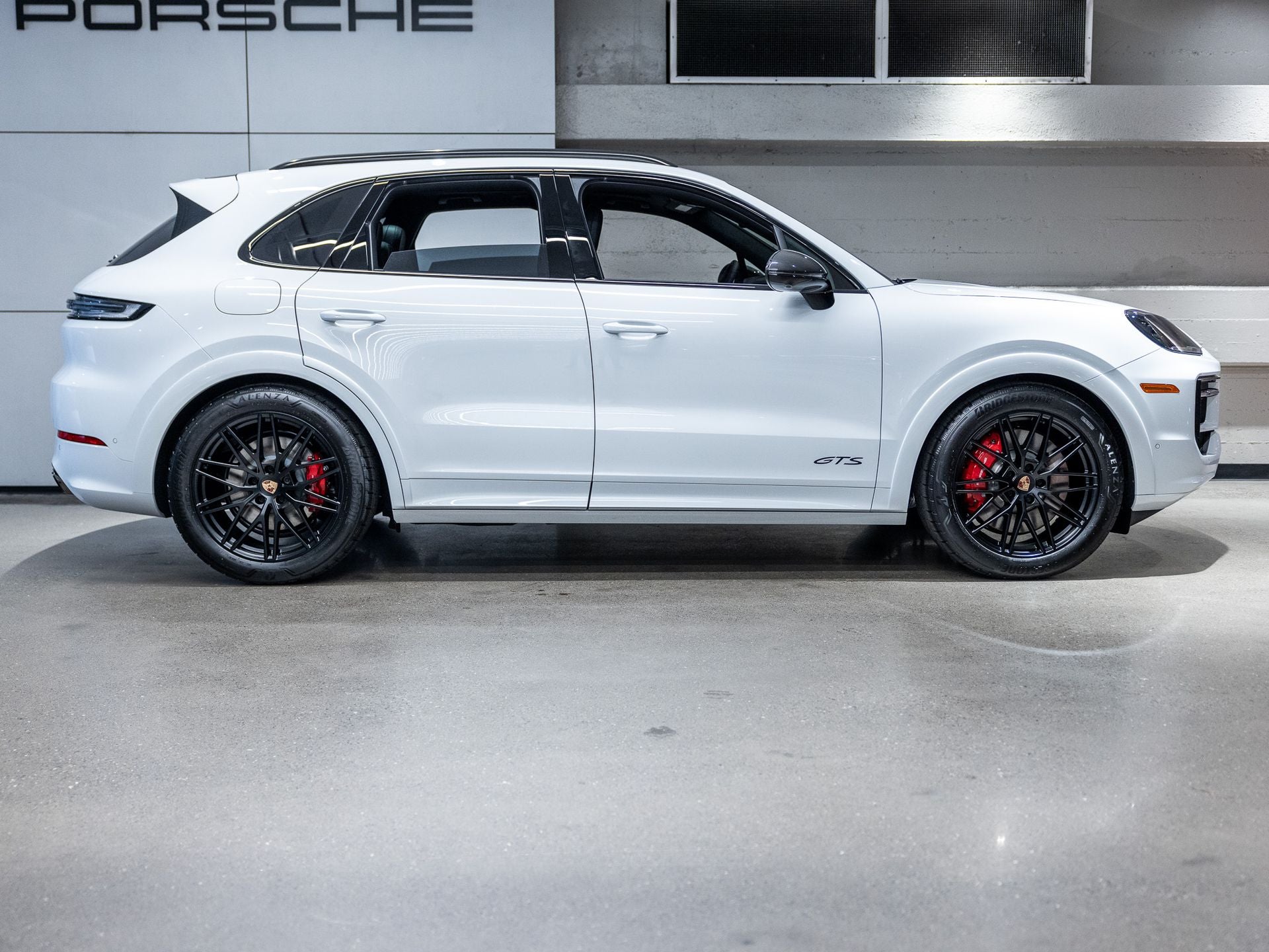 2026 Porsche Cayenne GTS