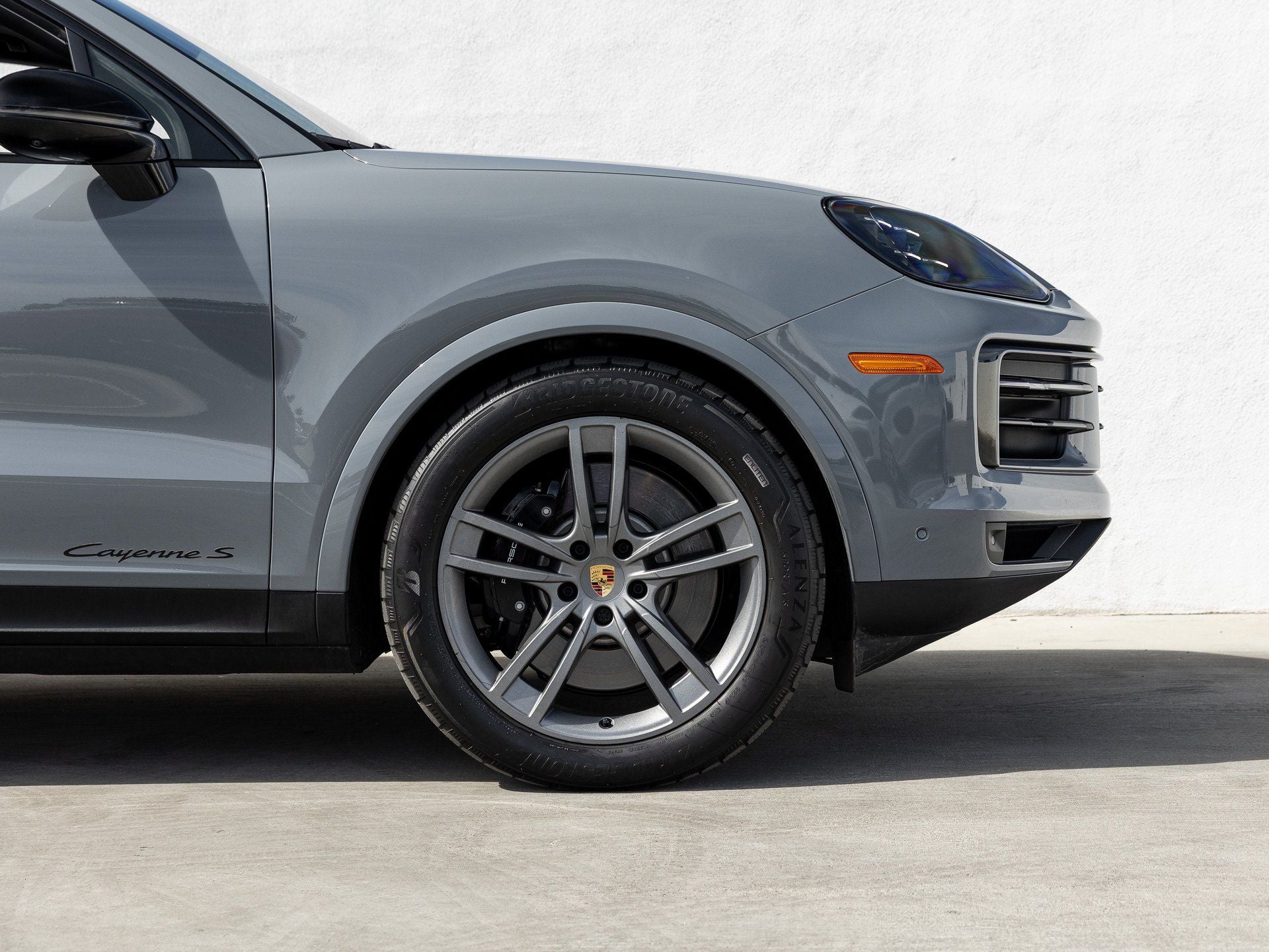 2024 Porsche Cayenne Cayenne S (MY24)