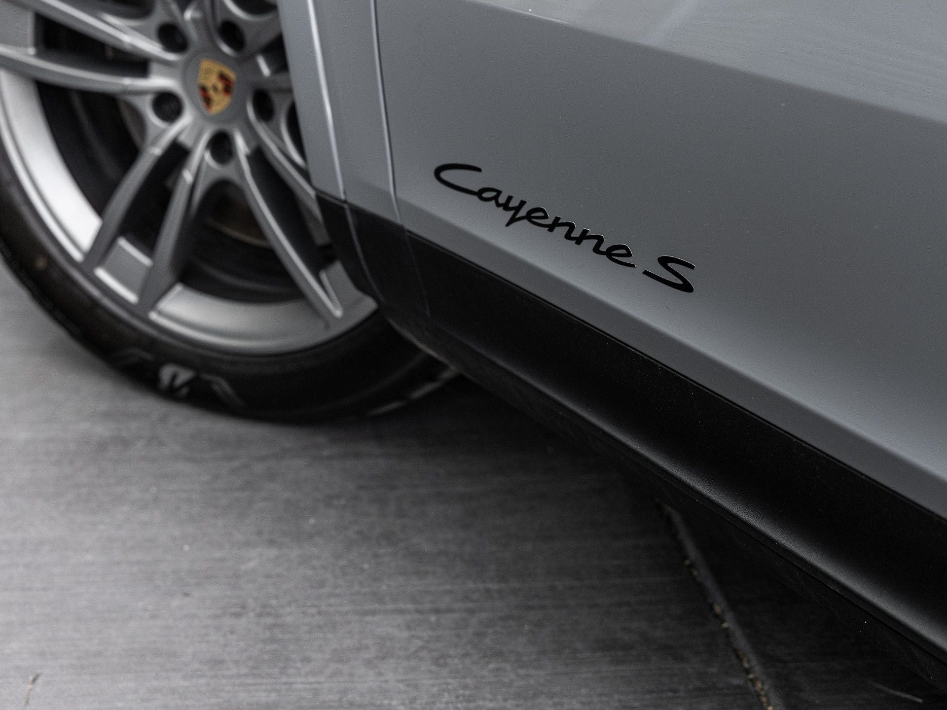 2024 Porsche Cayenne Cayenne S (MY24)