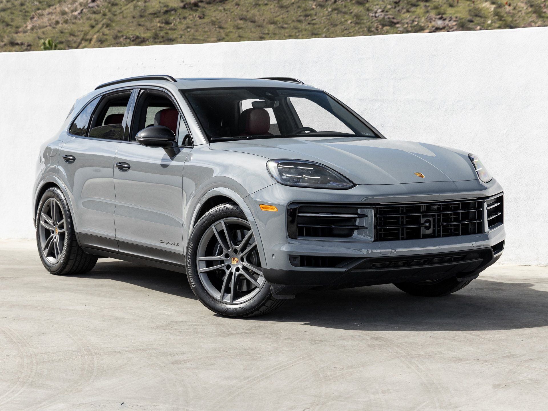 2024 Porsche Cayenne Cayenne S (MY24)