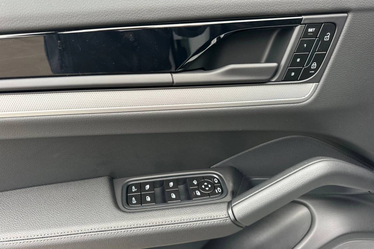 2026 Porsche Cayenne S