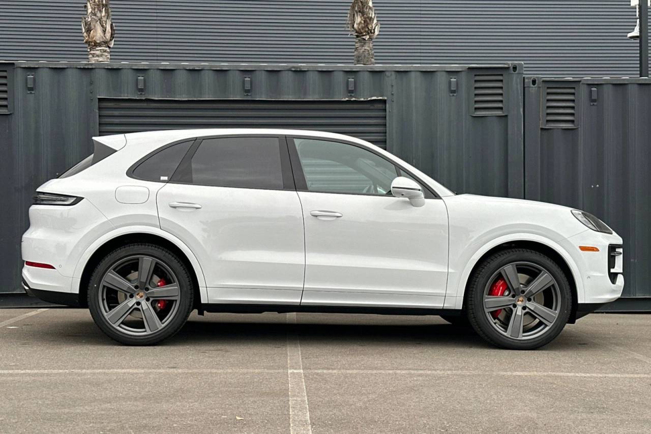 2026 Porsche Cayenne S