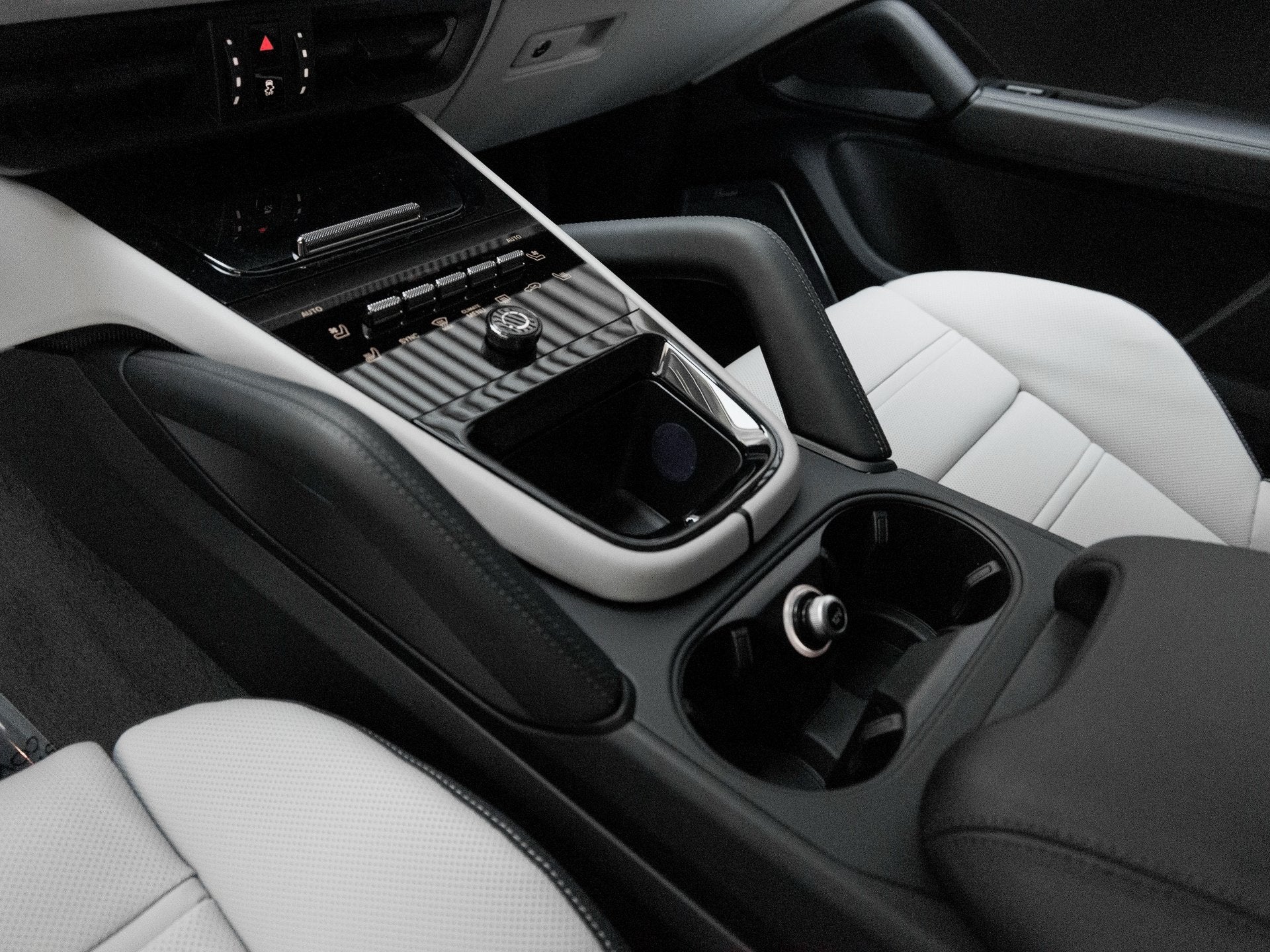 2026 Porsche Cayenne Cayenne Turbo E-Hybrid