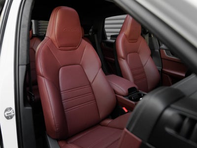 2026 Porsche Cayenne Cayenne Turbo E-Hybrid