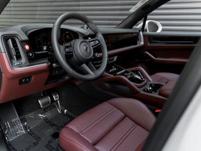 2026 Porsche Cayenne Cayenne Turbo E-Hybrid