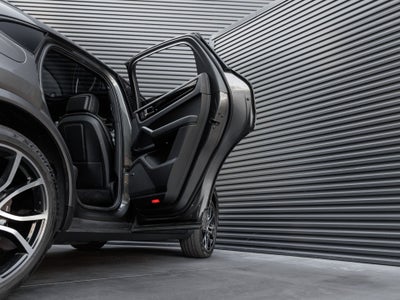 2022 Porsche Cayenne Cayenne Coupe
