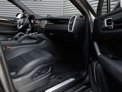 2022 Porsche Cayenne Cayenne Coupe