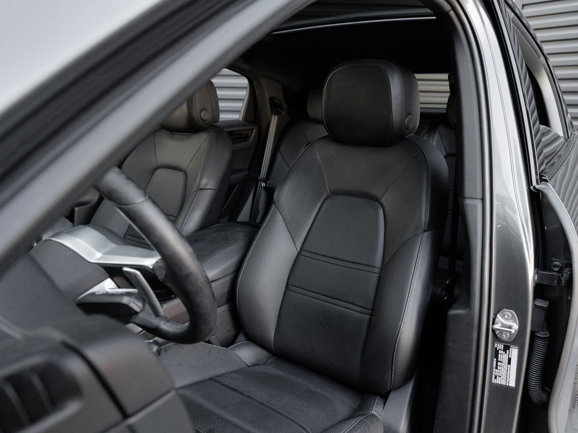 2022 Porsche Cayenne Cayenne Coupe