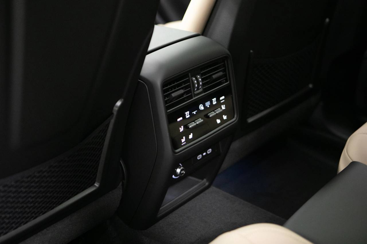 2026 Porsche Cayenne Cayenne Coupe