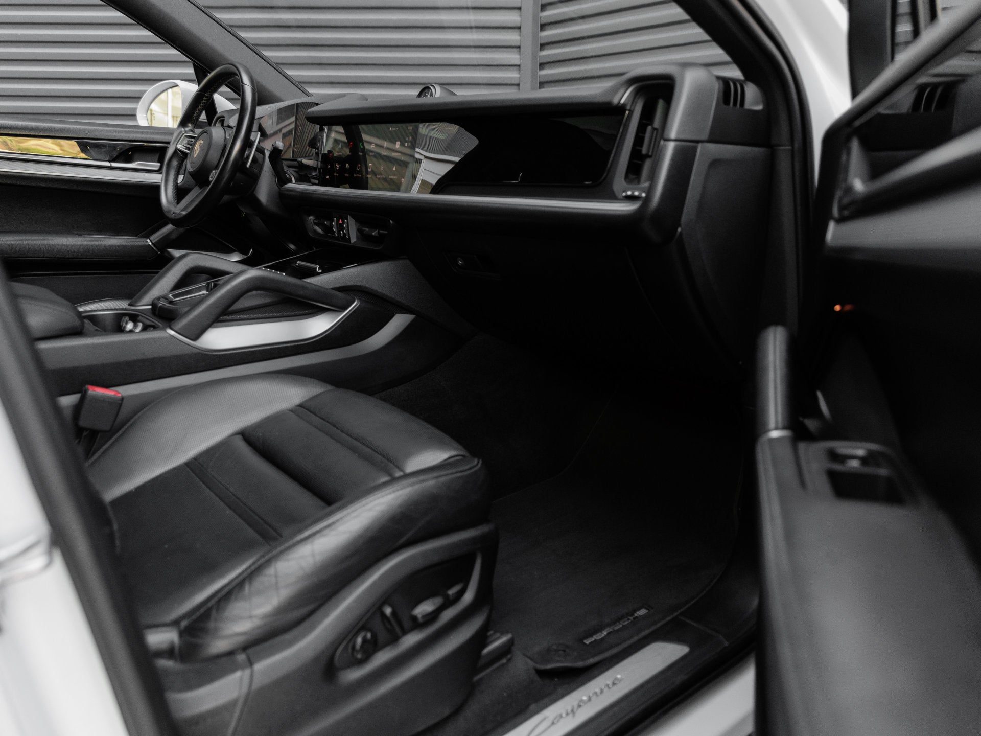 2024 Porsche Cayenne Cayenne Coupe
