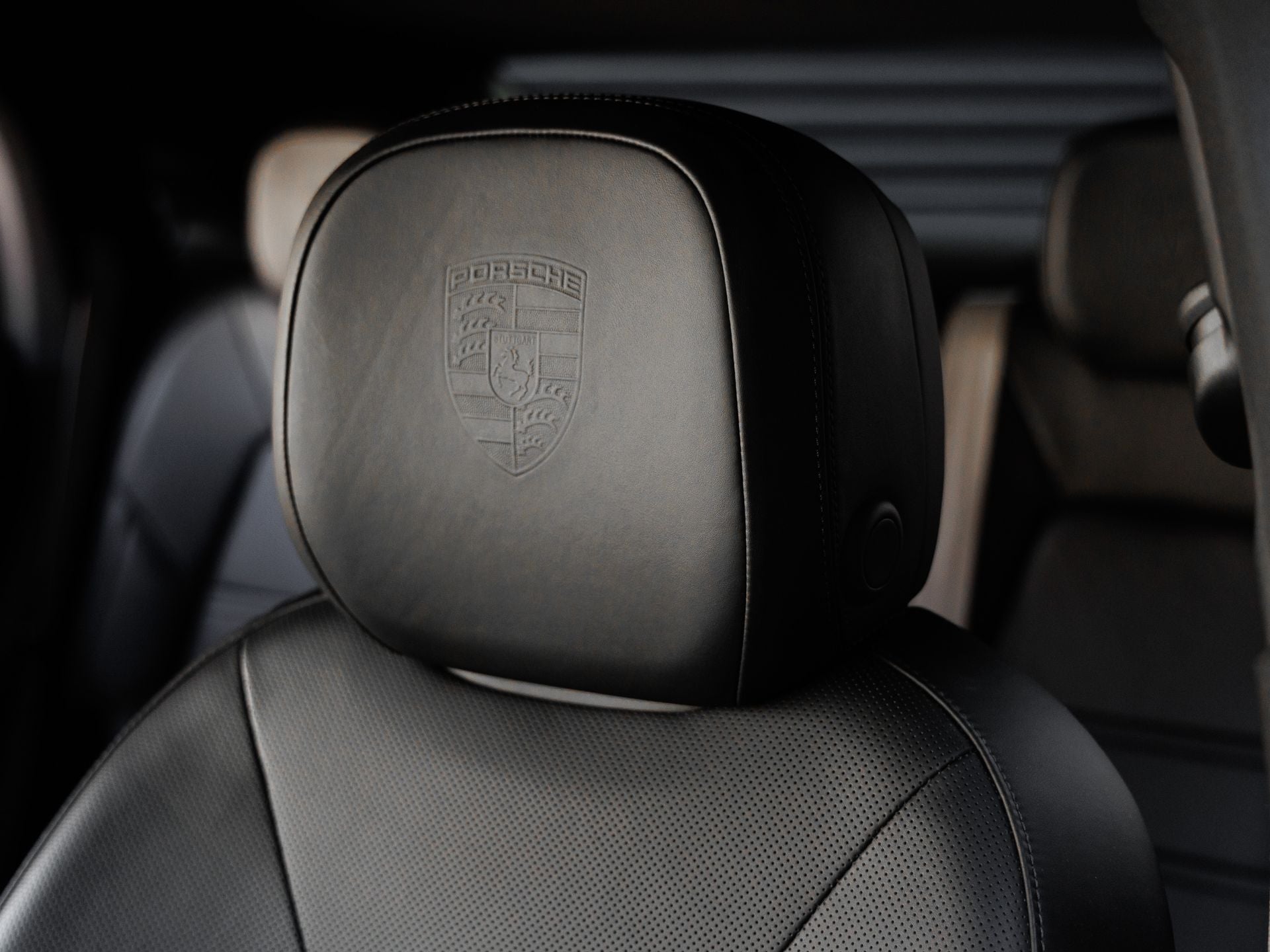 2023 Porsche Cayenne Cayenne Coupe Platinum Edition