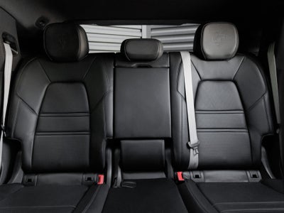 2023 Porsche Cayenne Cayenne Coupe Platinum Edition