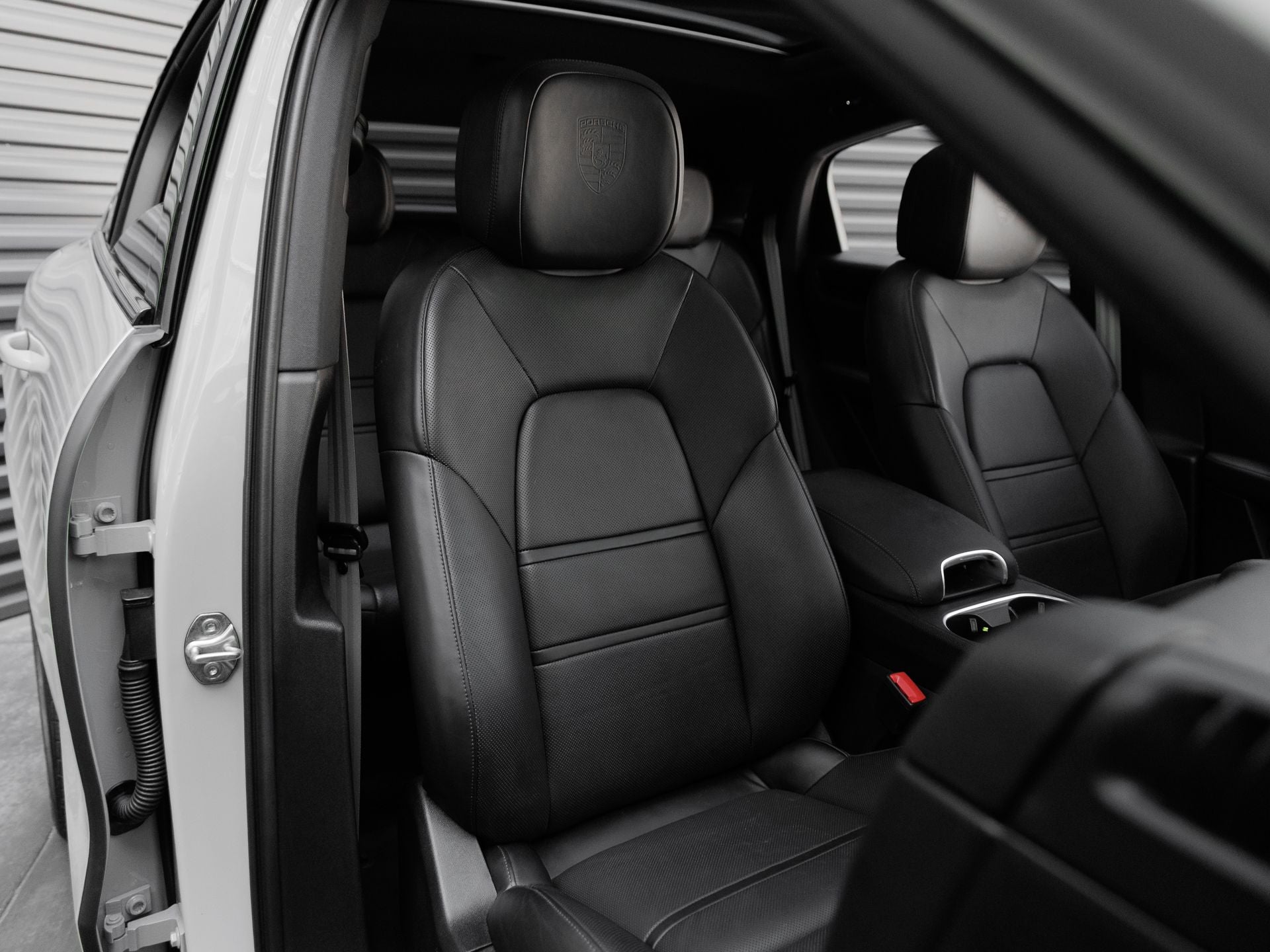 2023 Porsche Cayenne Cayenne Coupe Platinum Edition