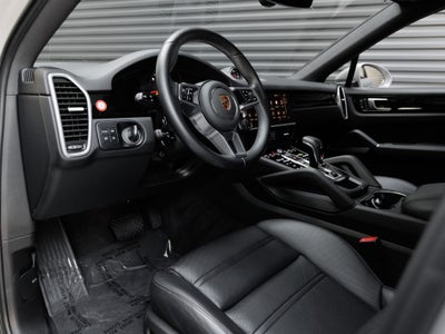 2023 Porsche Cayenne Cayenne Coupe Platinum Edition