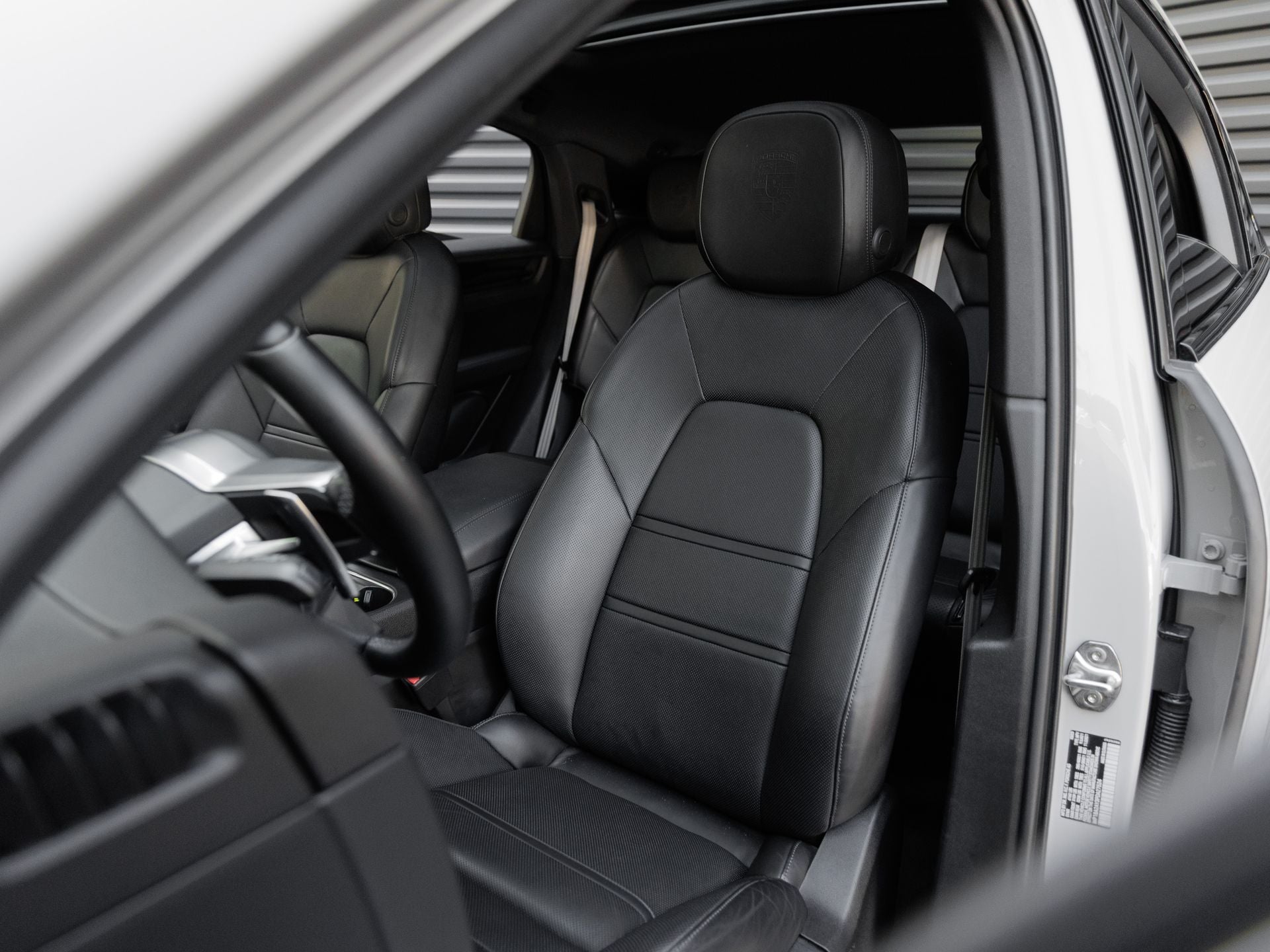 2023 Porsche Cayenne Cayenne Coupe Platinum Edition